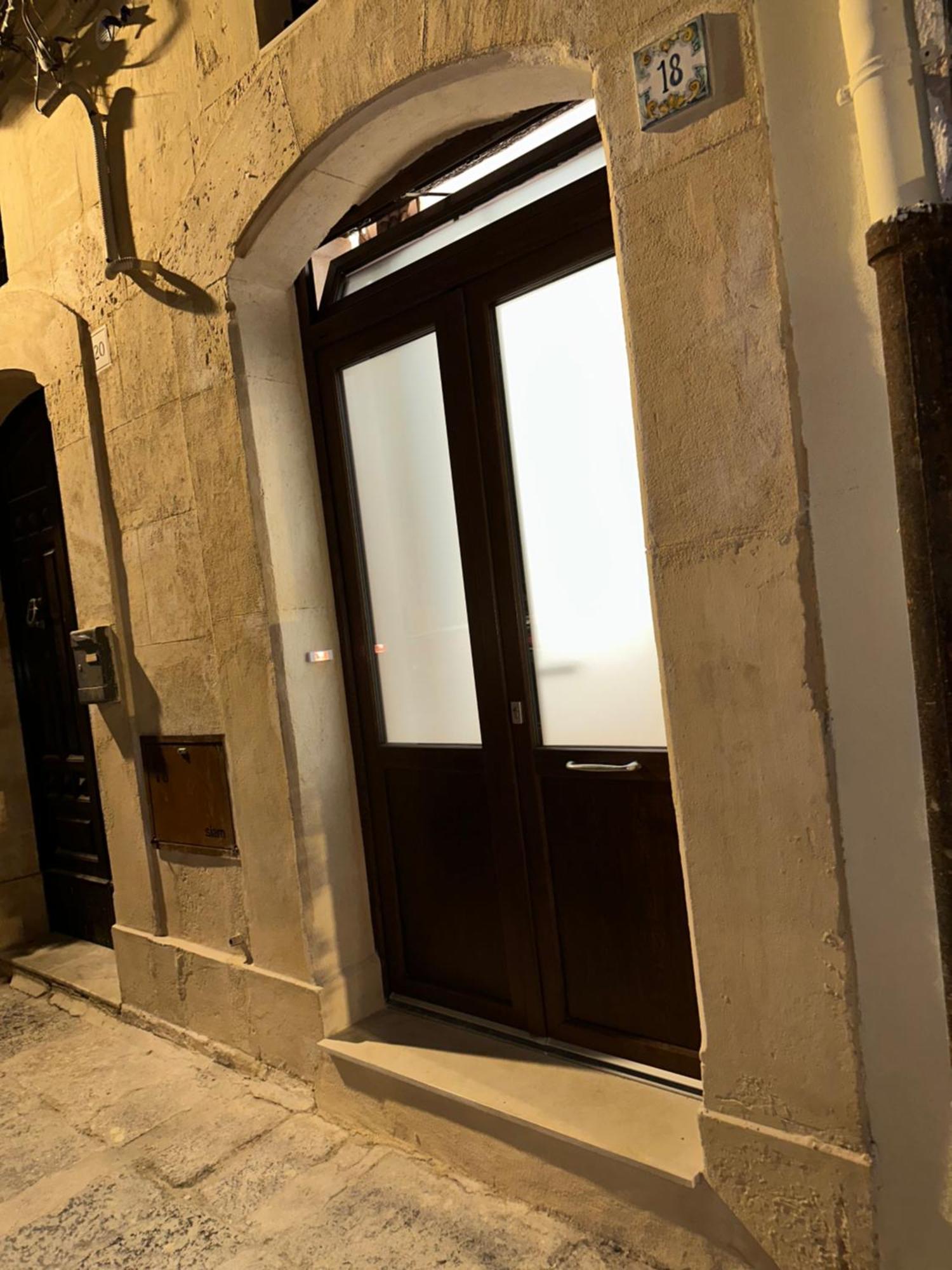Appartamento Aretusa Di G&G Syrakus Exterior foto